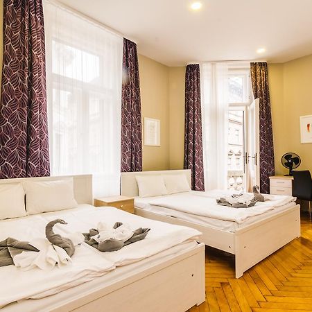 Centric Lifestyle Apartments Budapest Bagian luar foto