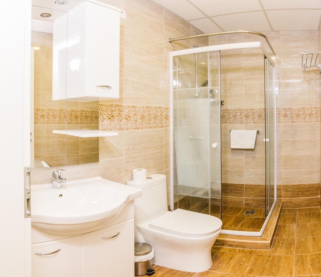 Centric Lifestyle Apartments Budapest Bagian luar foto